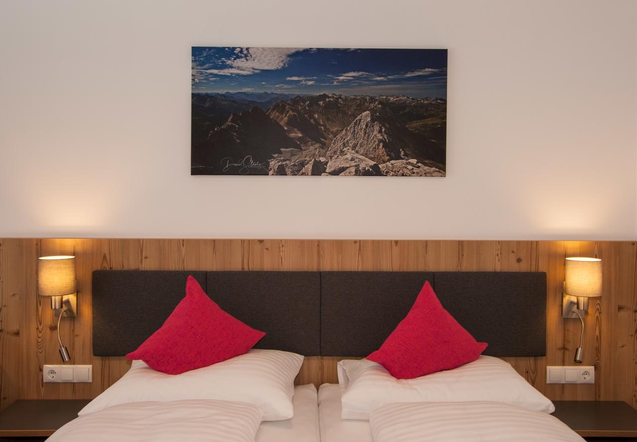 Haus Sattelblick Hotel Sankt Anton am Arlberg Ngoại thất bức ảnh